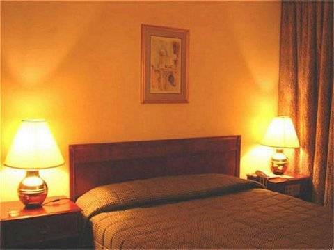J5 Bur 3* Dubai