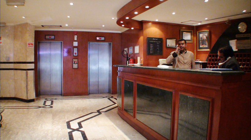 Rush Hotel 2*