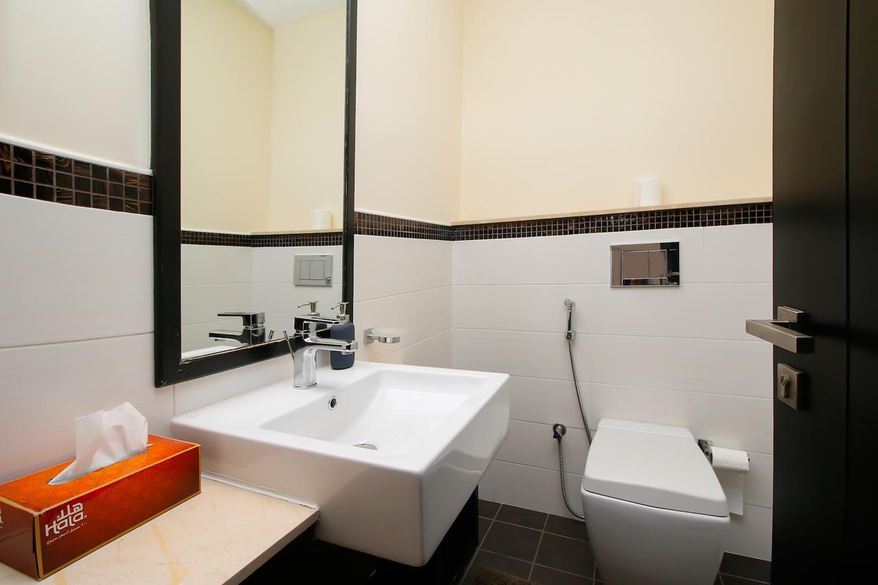 Apartment Rh- Skyview Tower, Marina, Spacious 1br Dubai