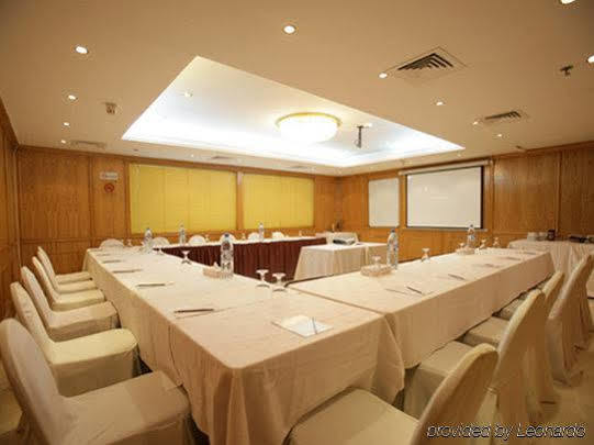 Hotel J5 Bur 3*