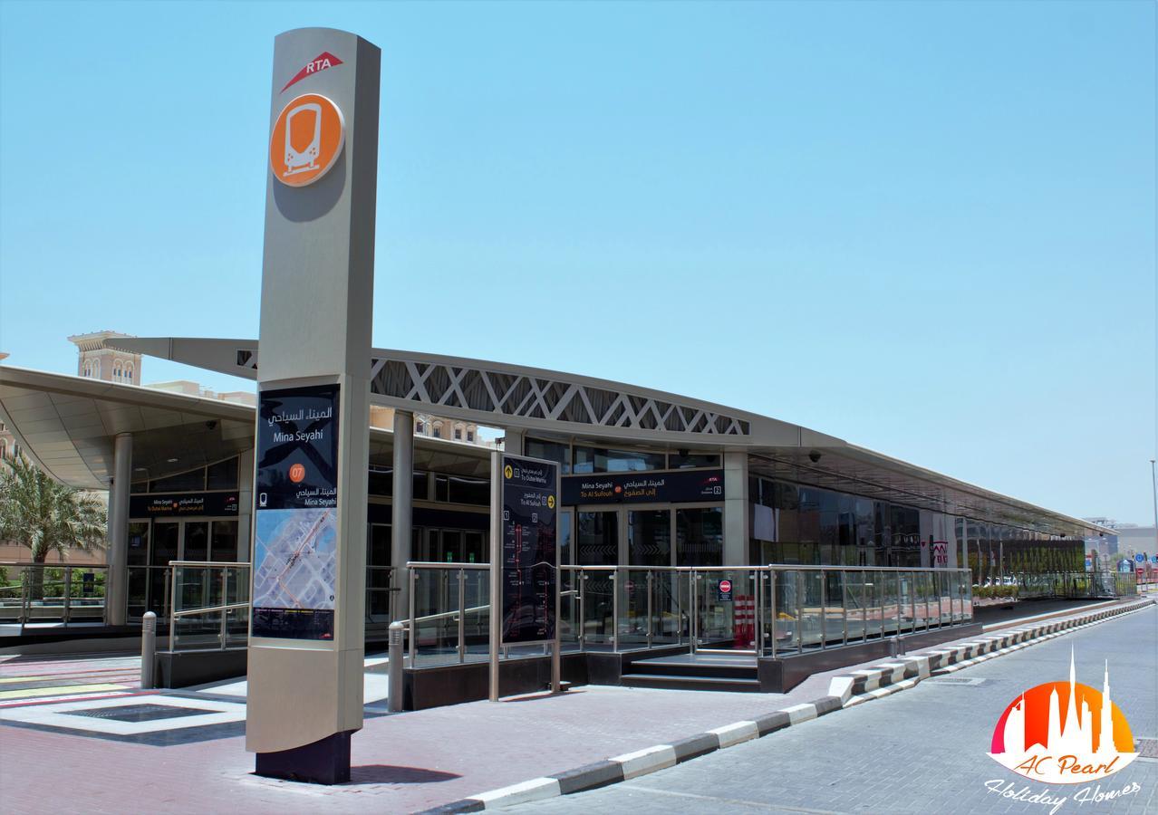 Lägenhet Two Continents Holiday Homes - Sea And Palm Jumeriah View Four Bedroom -free Airport Pick-up *