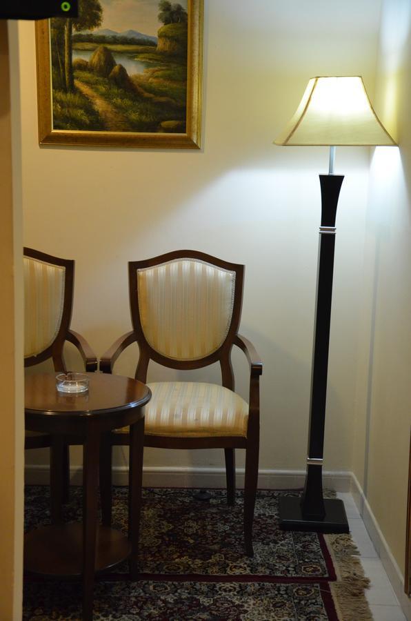Ewan Hotel