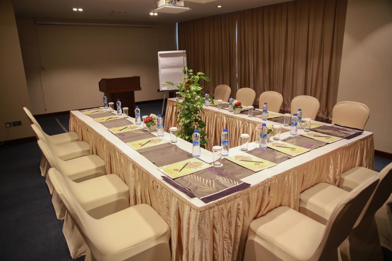 Versailles By Raviz Hotel Dubai