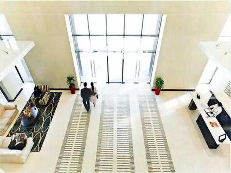 Hotel Lakes Serviced