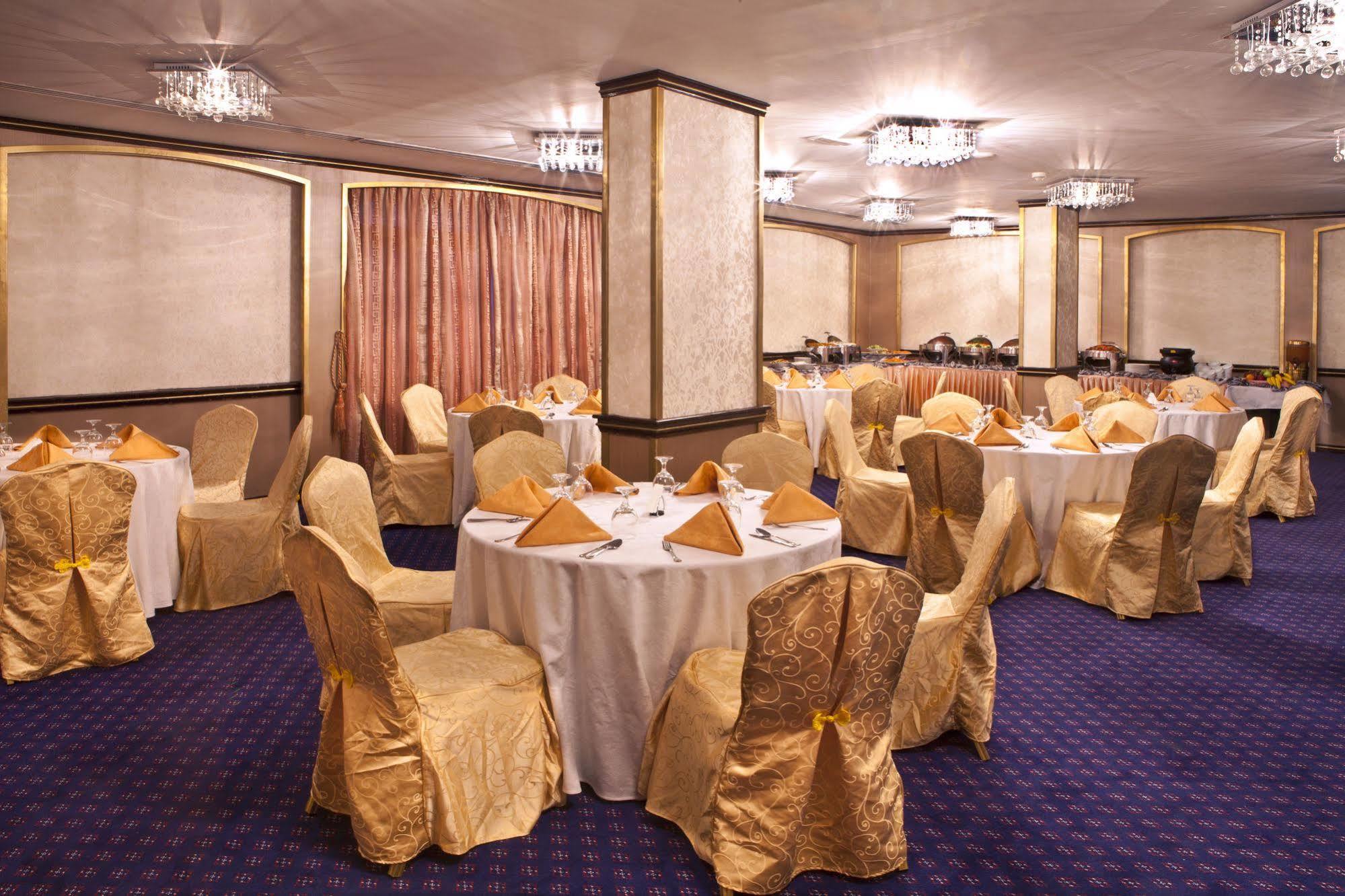 Hotel Landmark Riqqa 4*