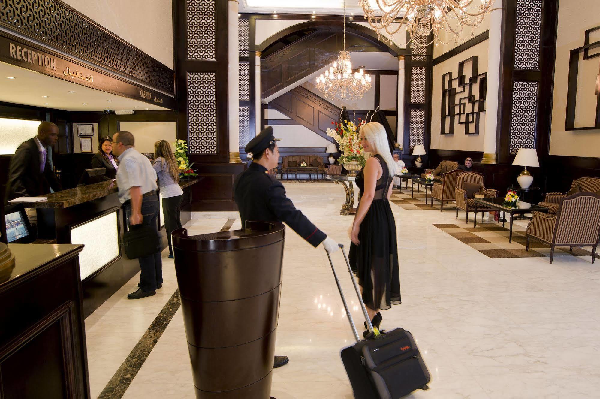 Carlton Tower Hotel Dubái