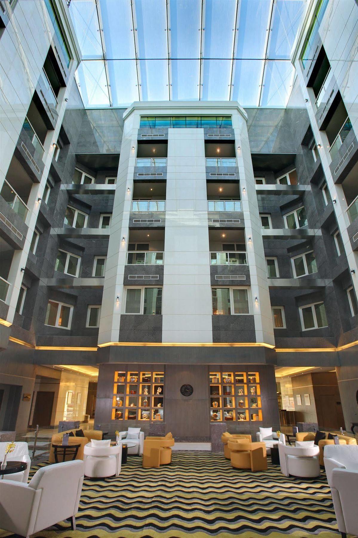 Time Grand Plaza Hotel, Airport 4*