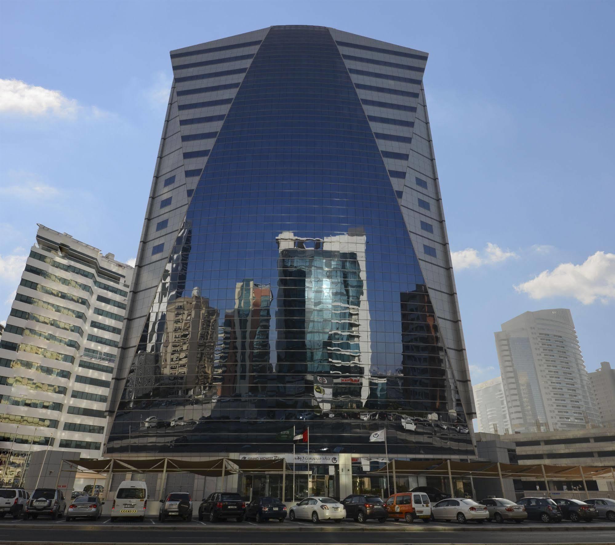 Apart-hotel Grand Heights Dubai