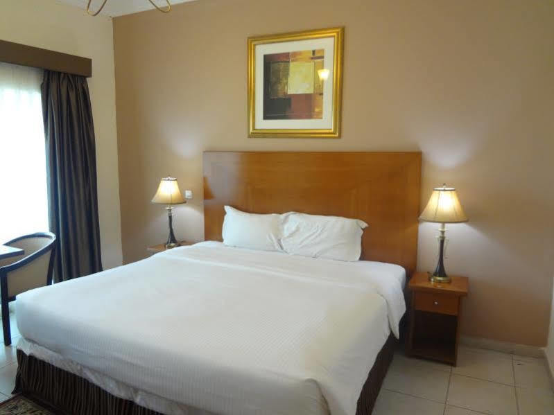 Apartahotel Icon 4*