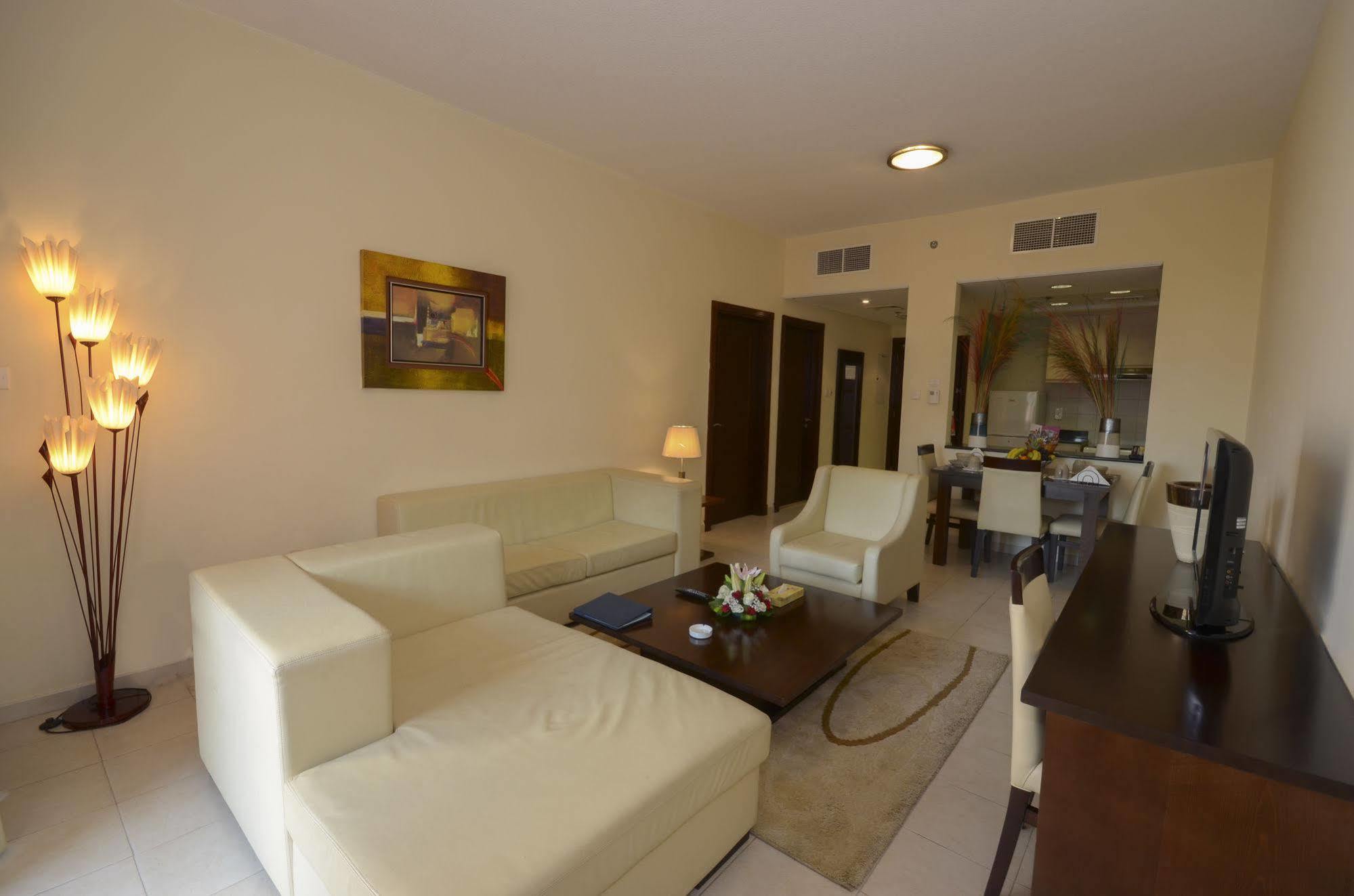 Grand Midwest Express Lägenhetshotell Dubai