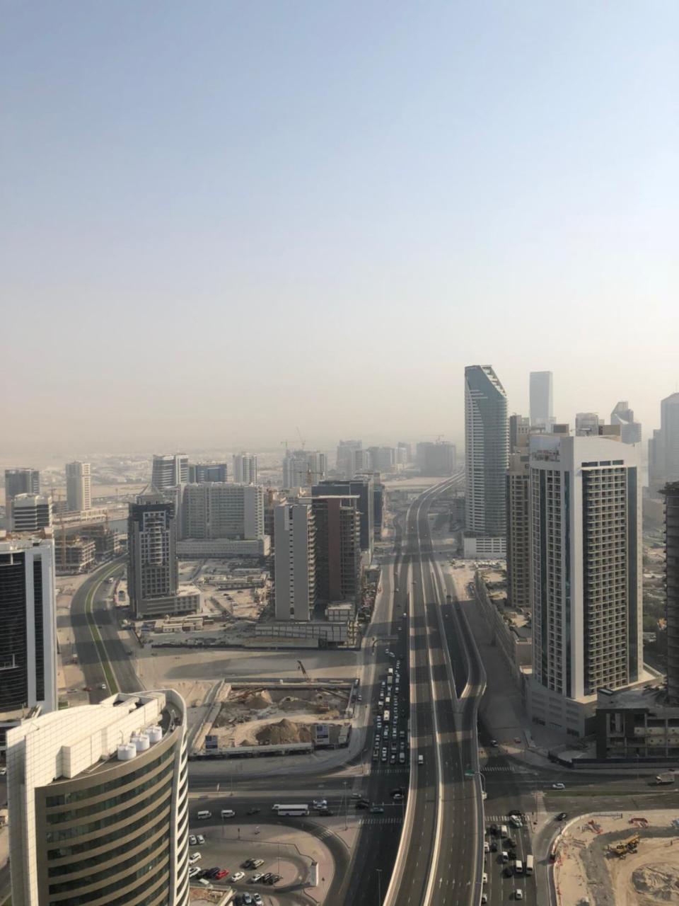 Apartamento Damac Upper Crest In Downtown Dubái
