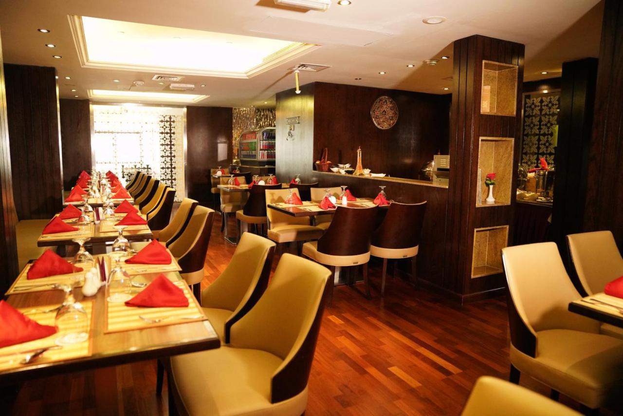 Deira Hotell 2*