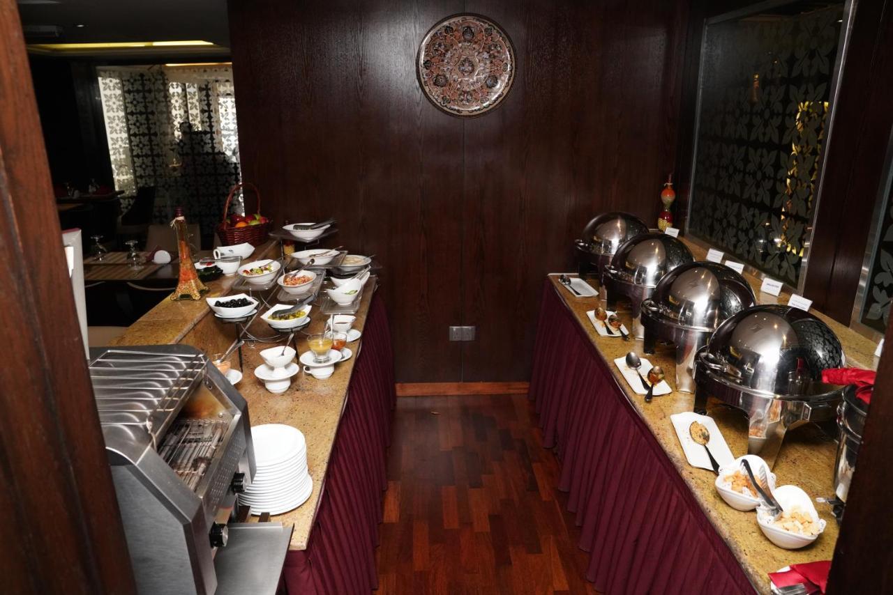 Deira Hotell