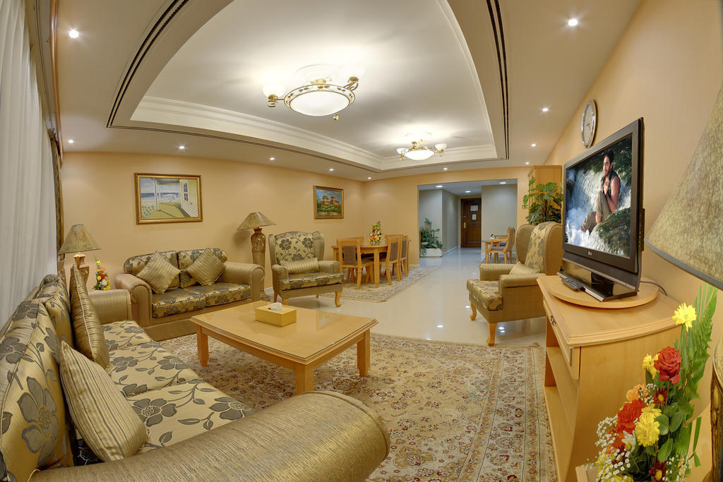 Apartahotel Deira Deluxe 4*