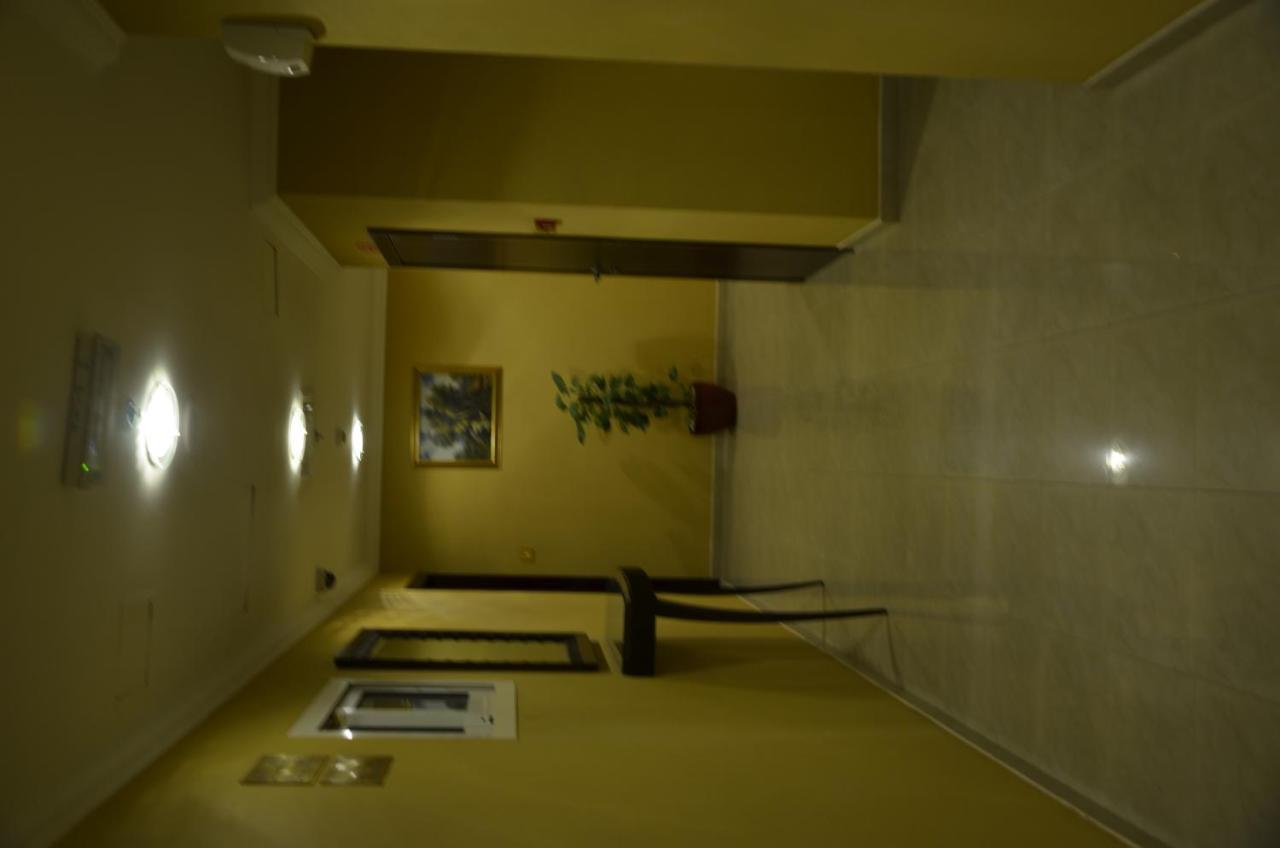 Ewan Hotel