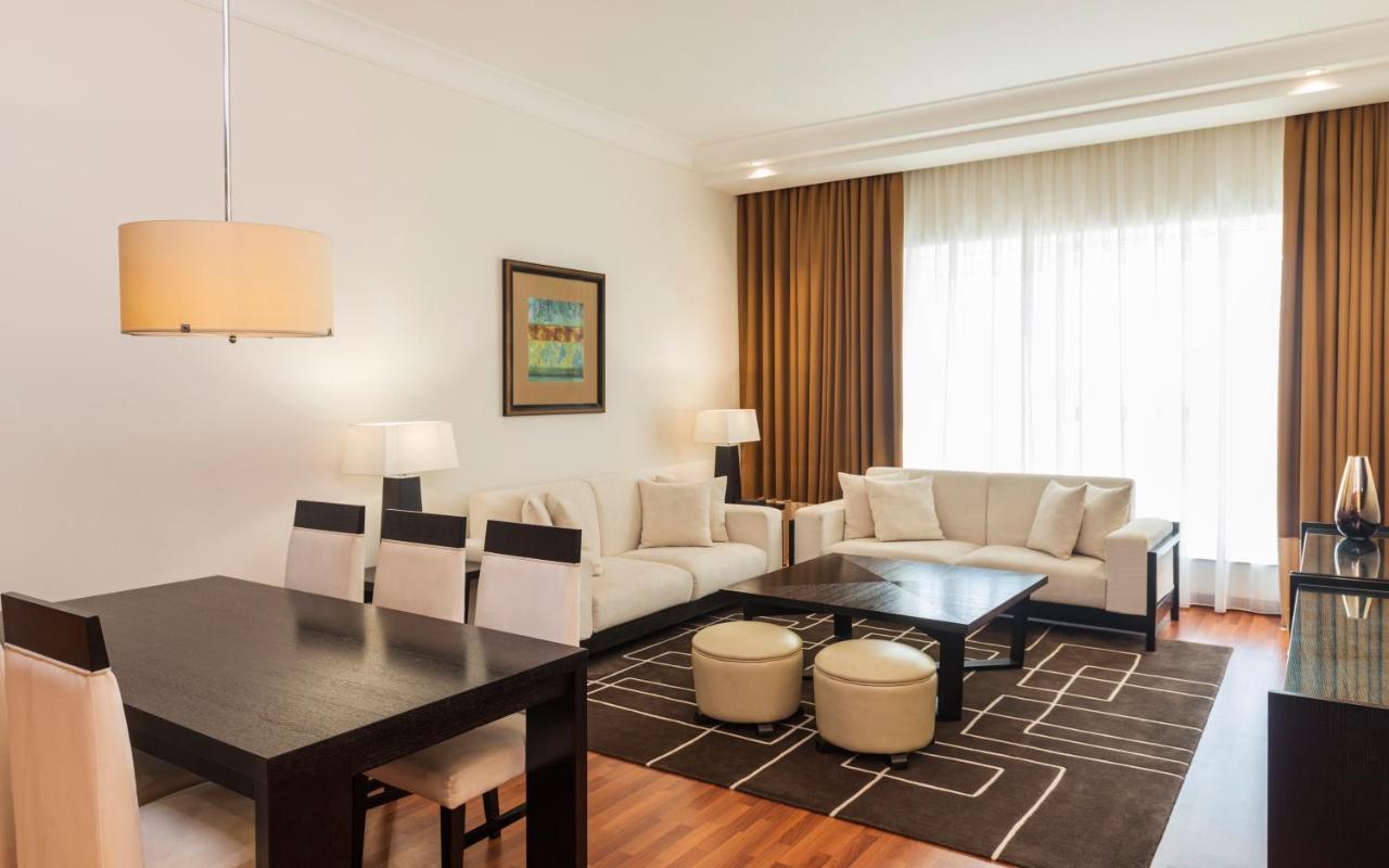 Apartahotel Grosvenor House Apartments 5*