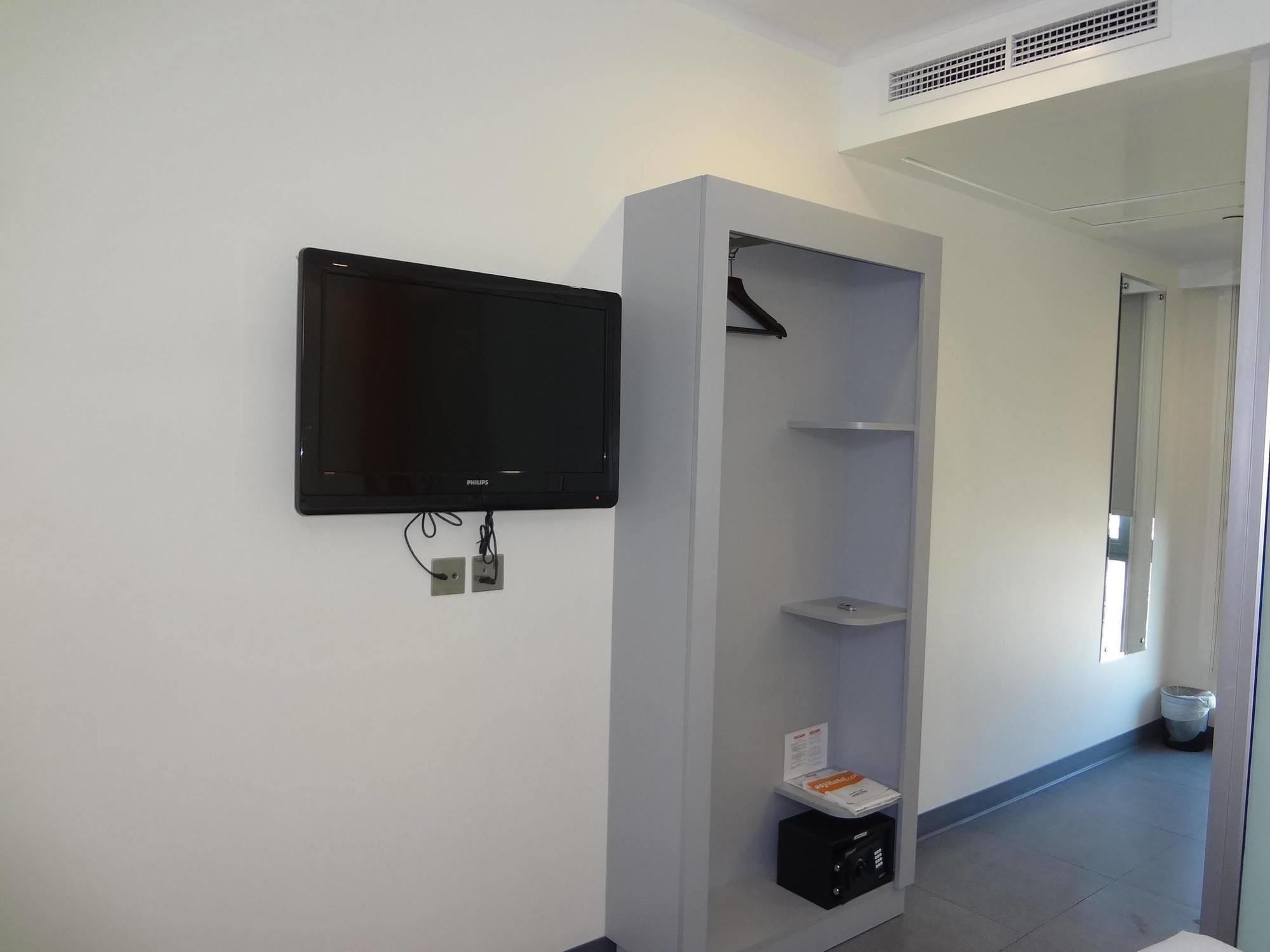 Join Jebel Ali, - Formerly Easyhotel Jebel Ali Dubái