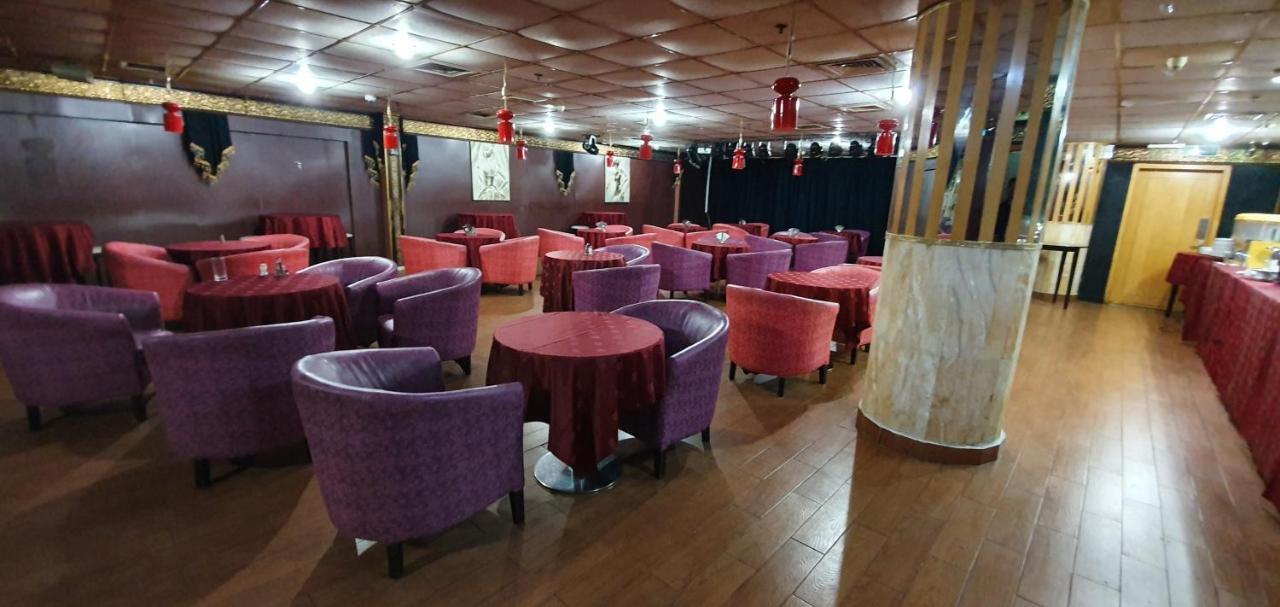 Hotell Kings Square Llc 2*