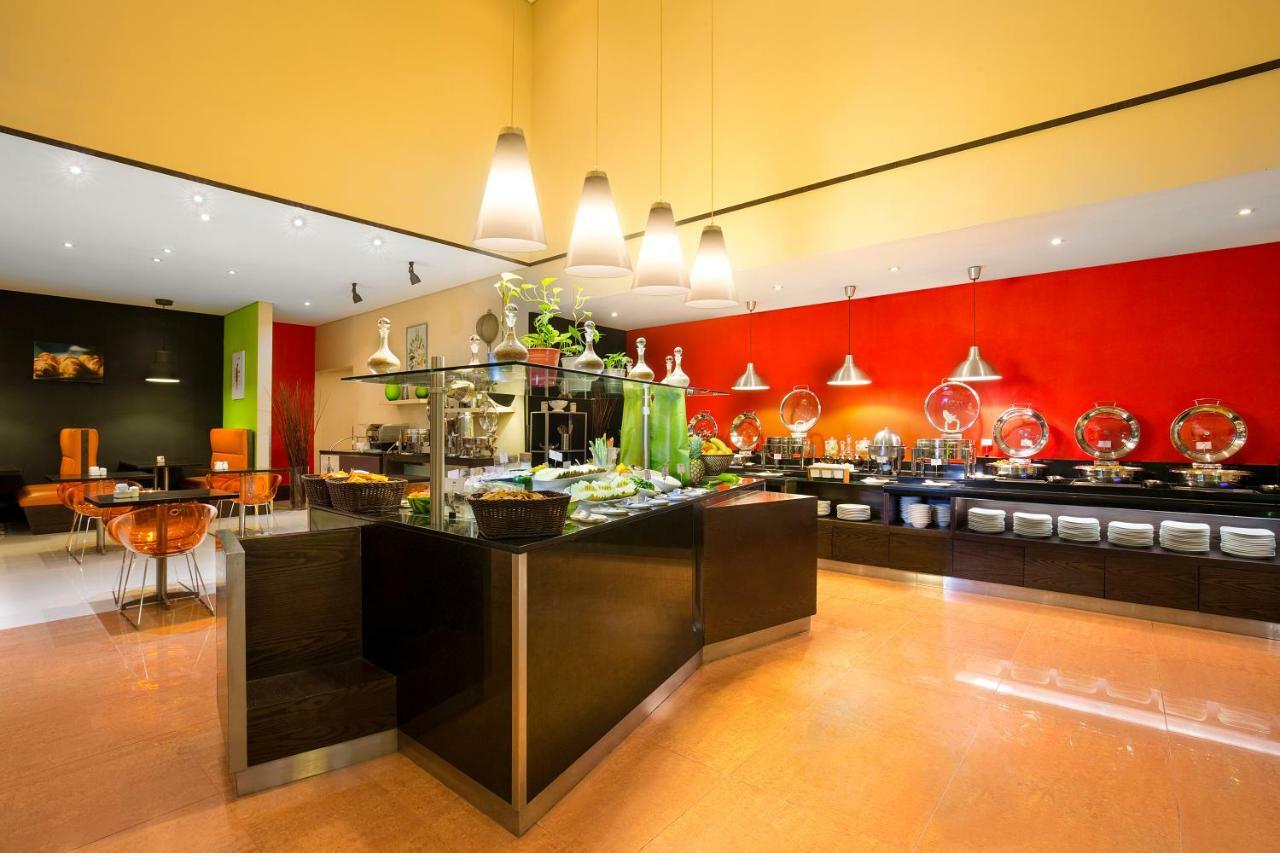 Ibis Al Rigga Hotell