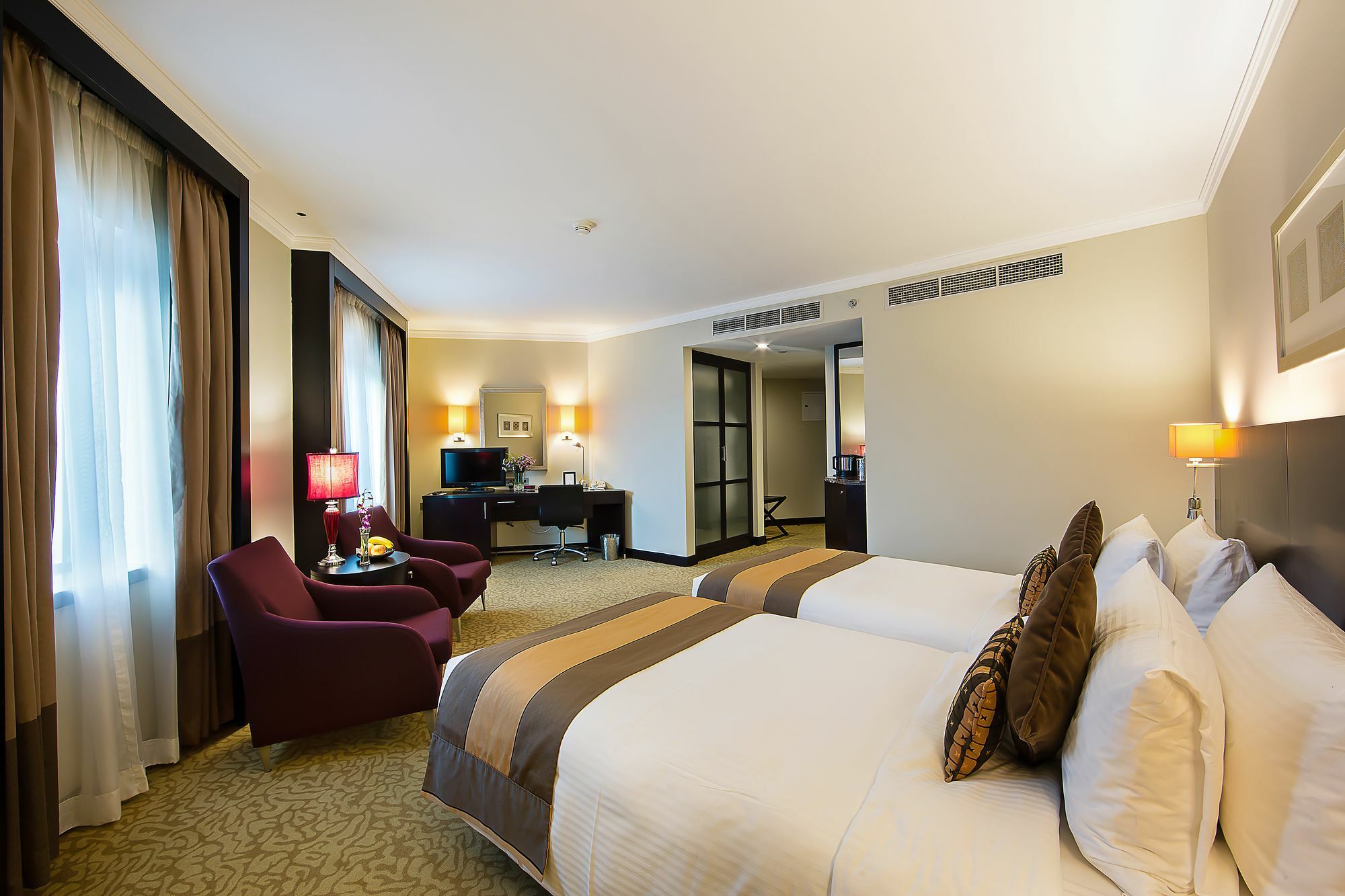 Ramada Plaza By Wyndham Deira Hotell 4*