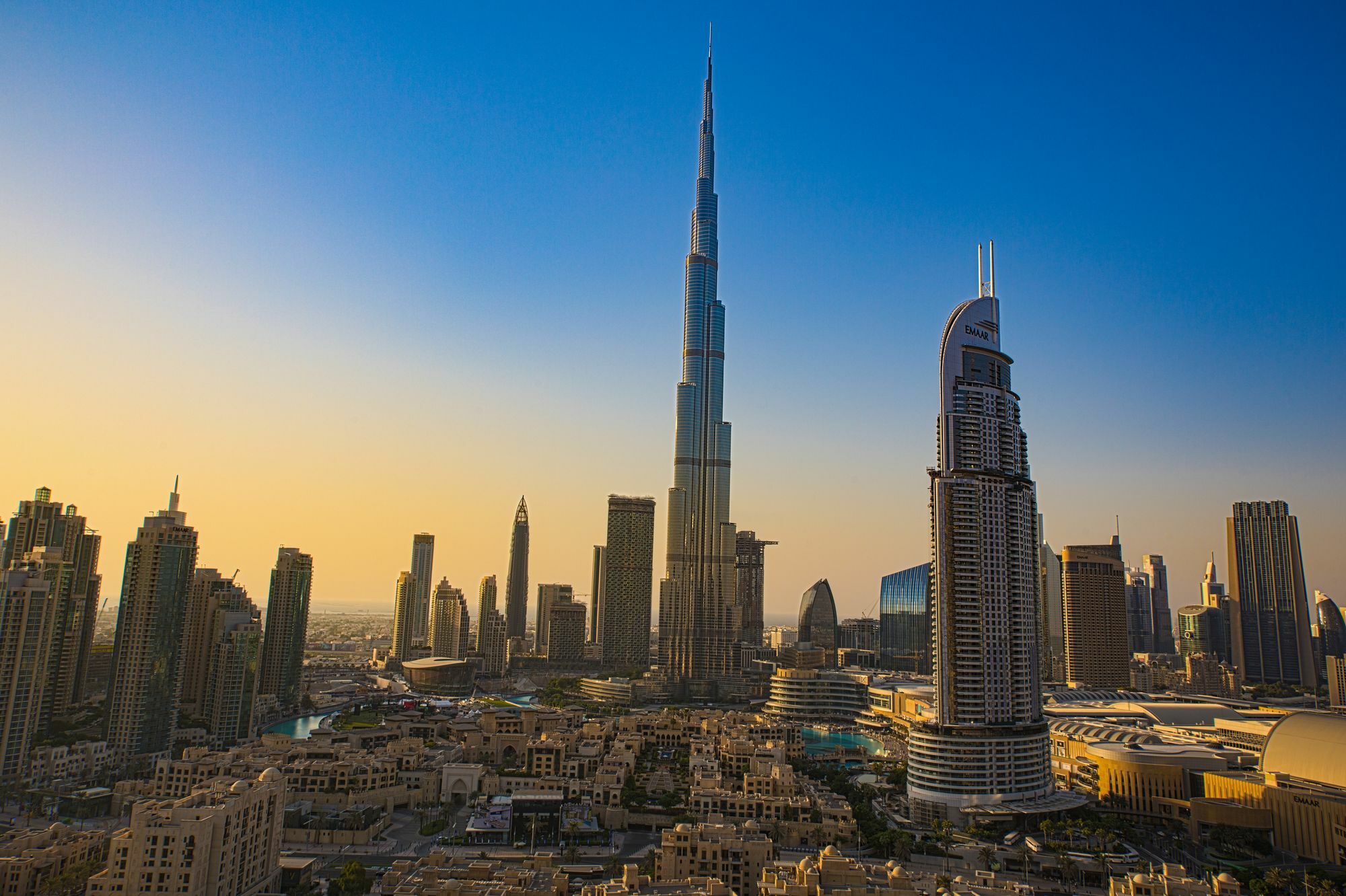 Boutique Living - Burj Views Downtown * Dubái