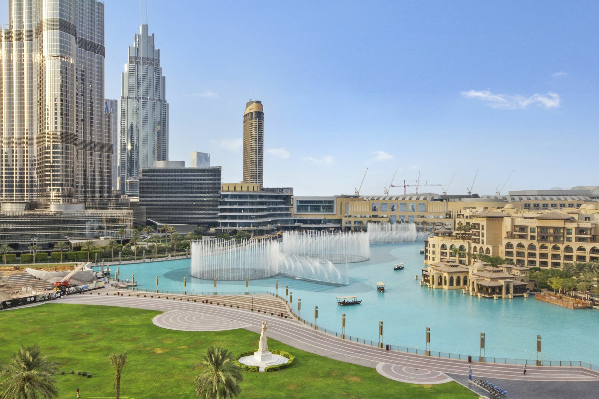 Bespoke Residences - Burj Residences 3 *