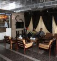Apartahotel Al Muraqabat Plaza Dubái