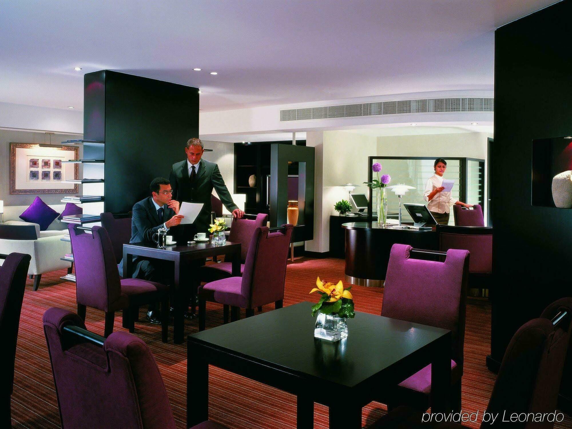 Ramada Plaza By Wyndham Deira 4* Dubái