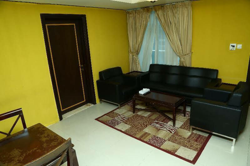Hotel Golden Square