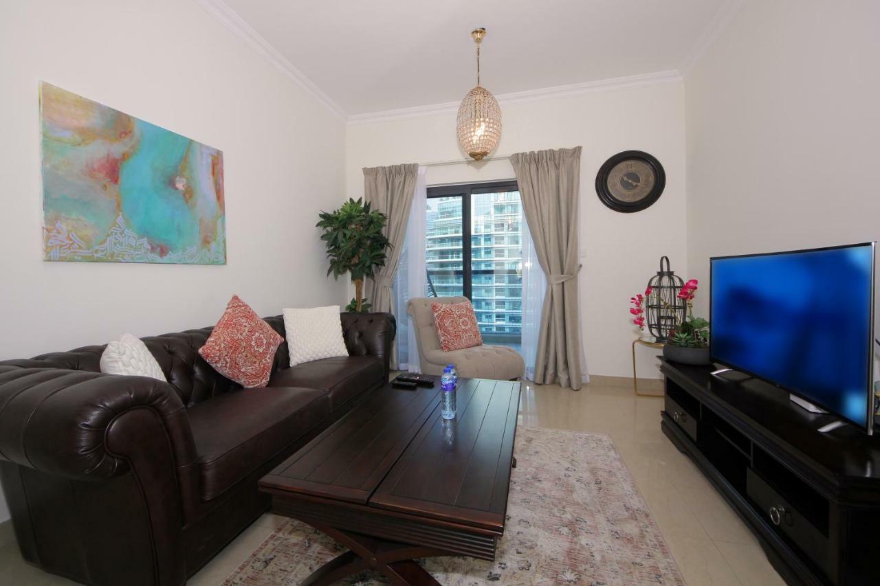 Time Place Tower, Marina Apartamento