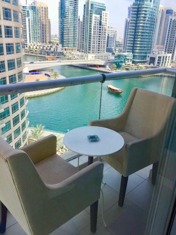 Park Island, Marina