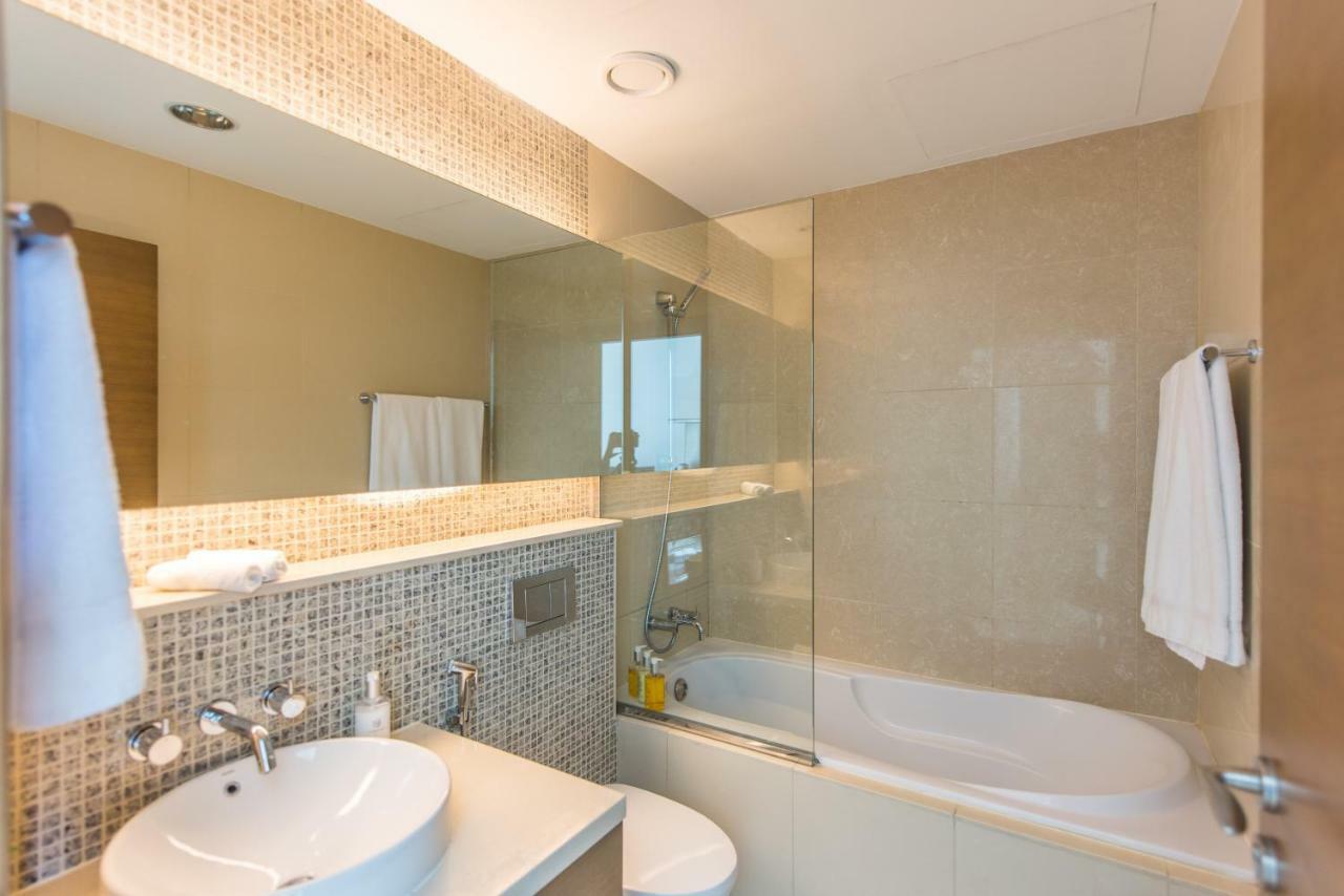 Bnbmehomes - Elegant & Stylish Studio In Downtown - 502 Dubai