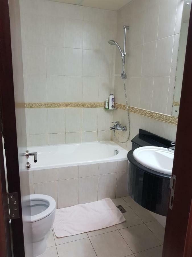 Classiqque Marina Homes Homestay Dubai