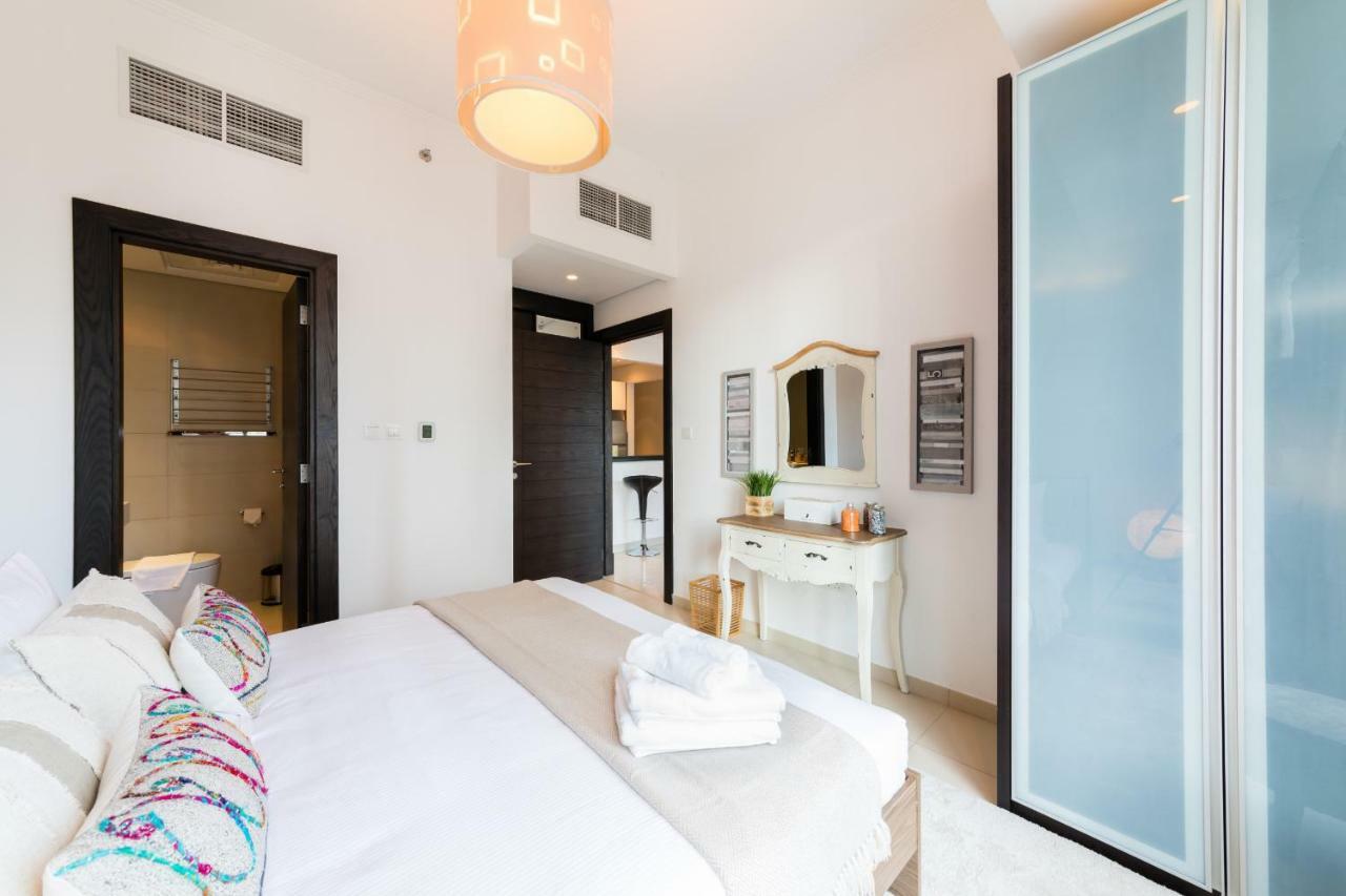 Maison Privee - Big, Bright, Luxury Marina Views Next To *
