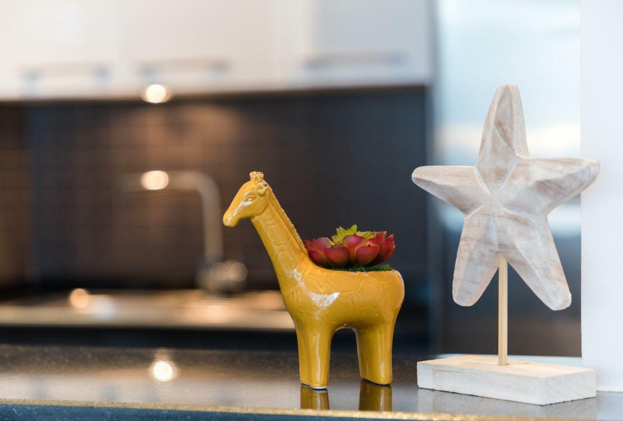 Maison Privee - Big, Bright, Luxury Marina Views Next To Dubai