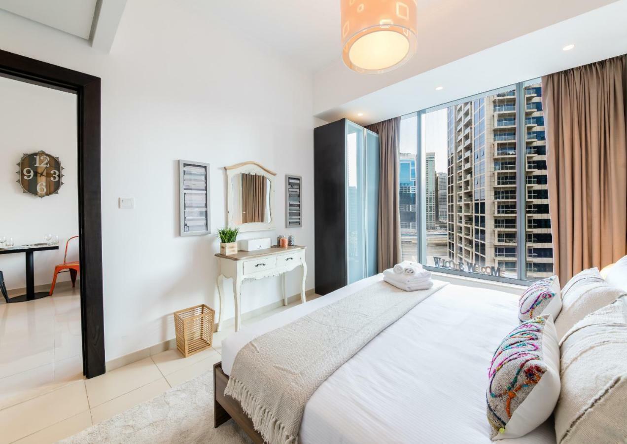 Maison Privee - Big, Bright, Luxury Marina Views Next To Appartement Dubai