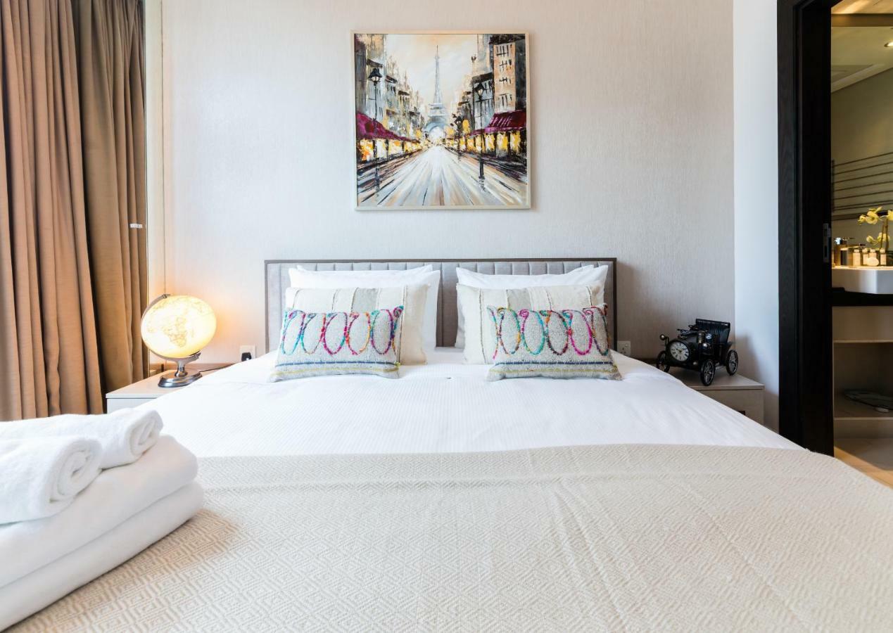 Maison Privee - Big, Bright, Luxury Marina Views Next To Appartement