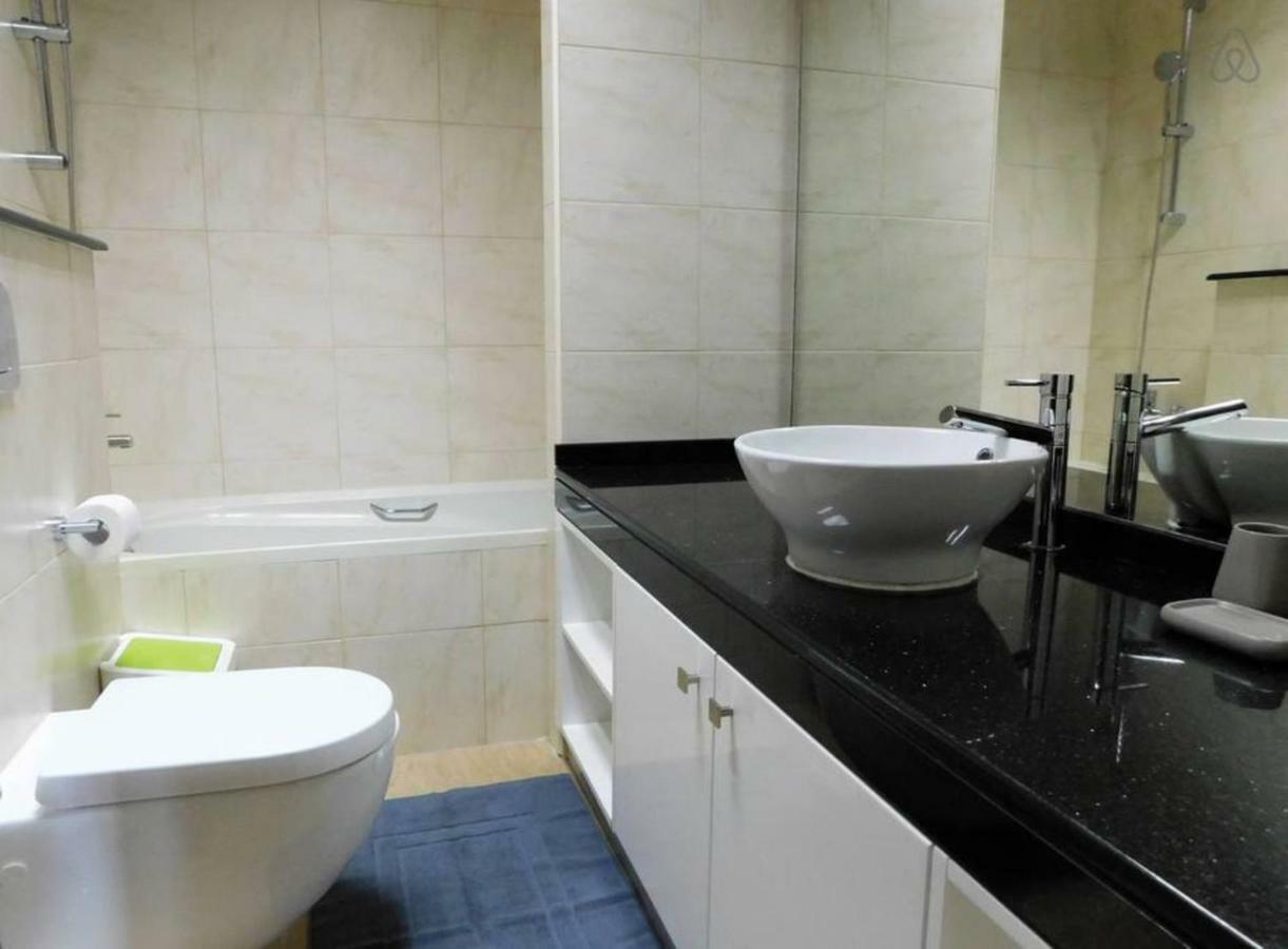Apartament Luton - The Marina Torch - Sea View - 64ab07 *