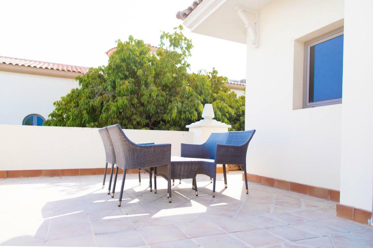 Nasma Luxury - Frond D Palm Jumeirah Villa Dubai
