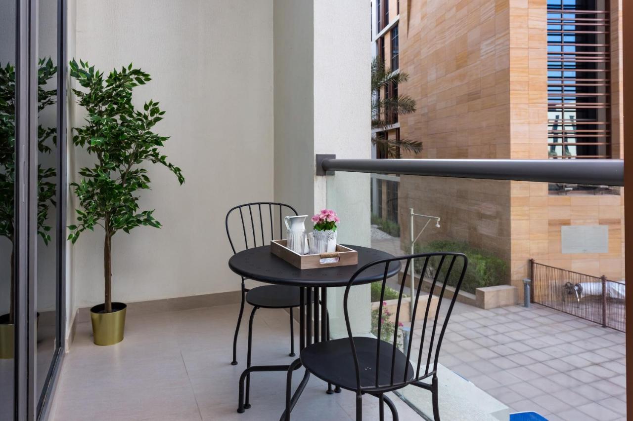 Higuests - Wharf Apartment