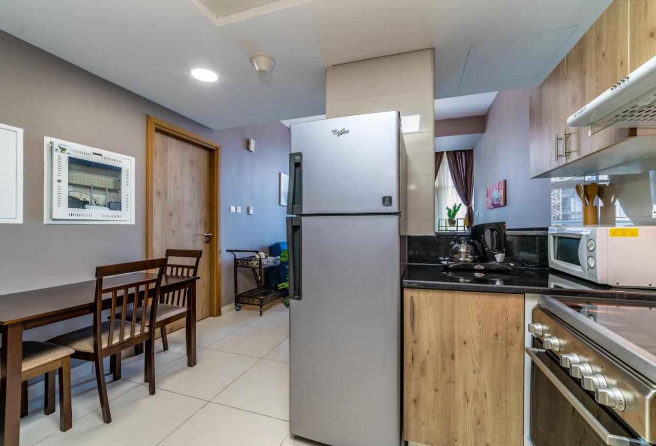 Apartemen Golden Vacation Homes Continental Tower Marina *