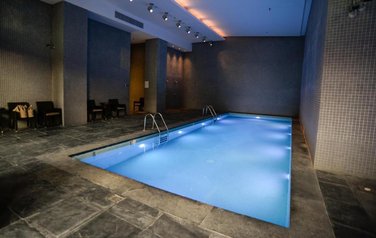 Central Place 2br Limestone House, Link To Ritz & Gate Ave Apartment Dubai