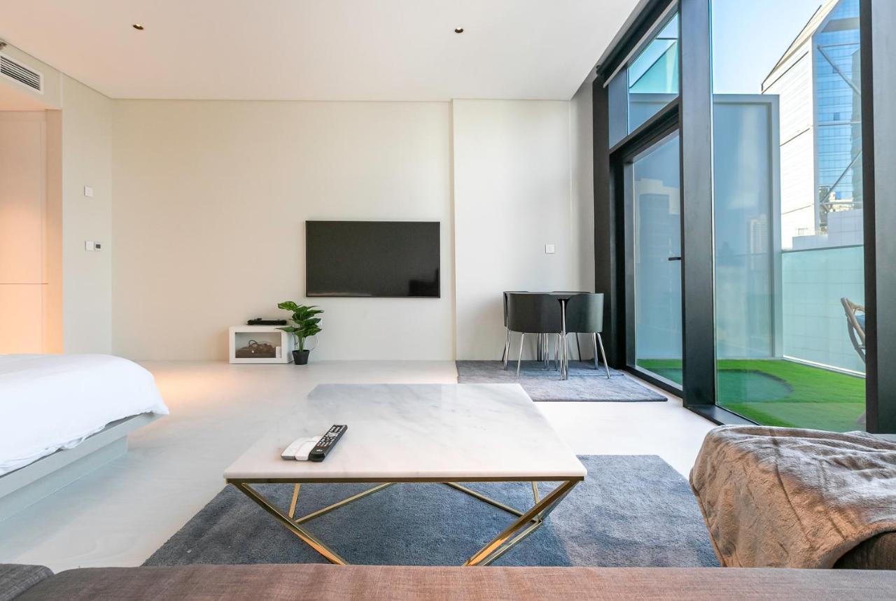 Apartment Ramadan Offer - Burj Khalifa View, Marquise Square *