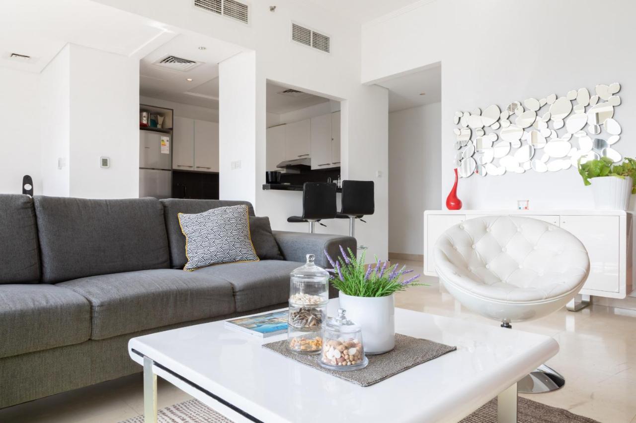 Maison Privee - Big, Bright, Luxury Marina Views Next To