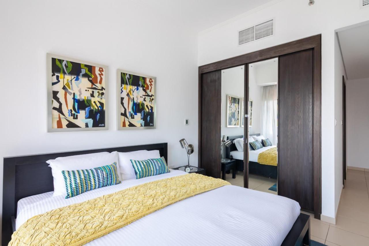 Maison Privee - Big, Bright, Luxury Marina Views Next To