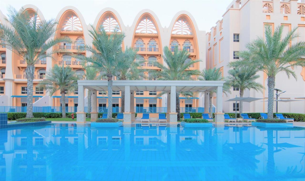 Globalstay At Palm Jumeirah Beachfront Paradise With Pool And Gym * Dubai