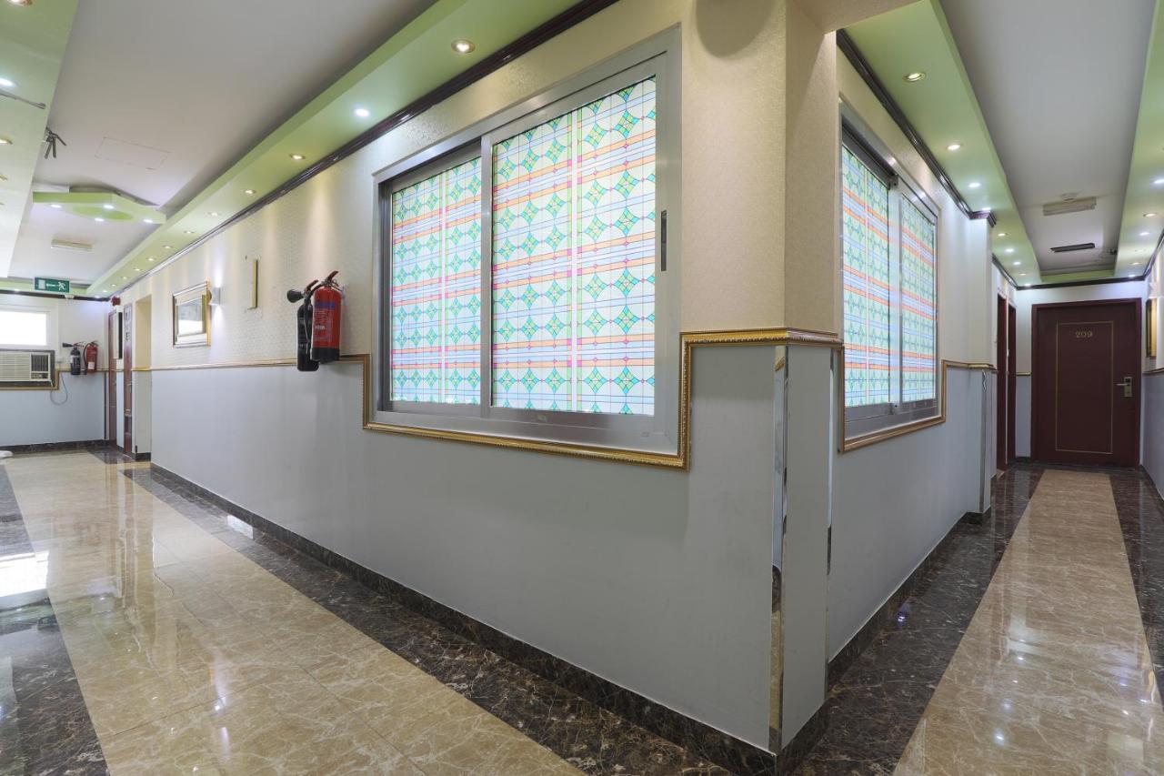 Oyo 335 Remas Llc Hotel Dubái