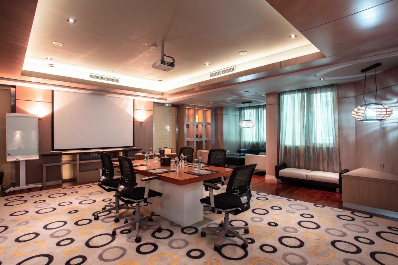 Time Grand Plaza Hotel, Airport Hotell