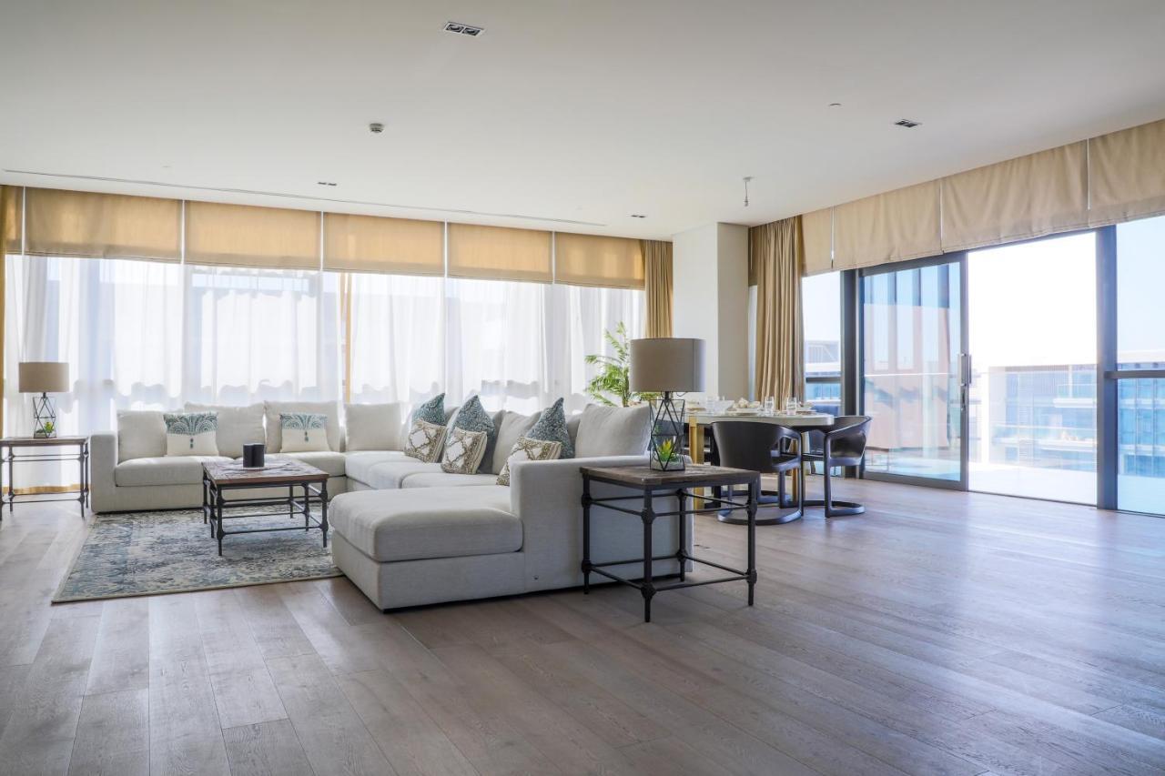 Nasma Luxury Stays - Walk