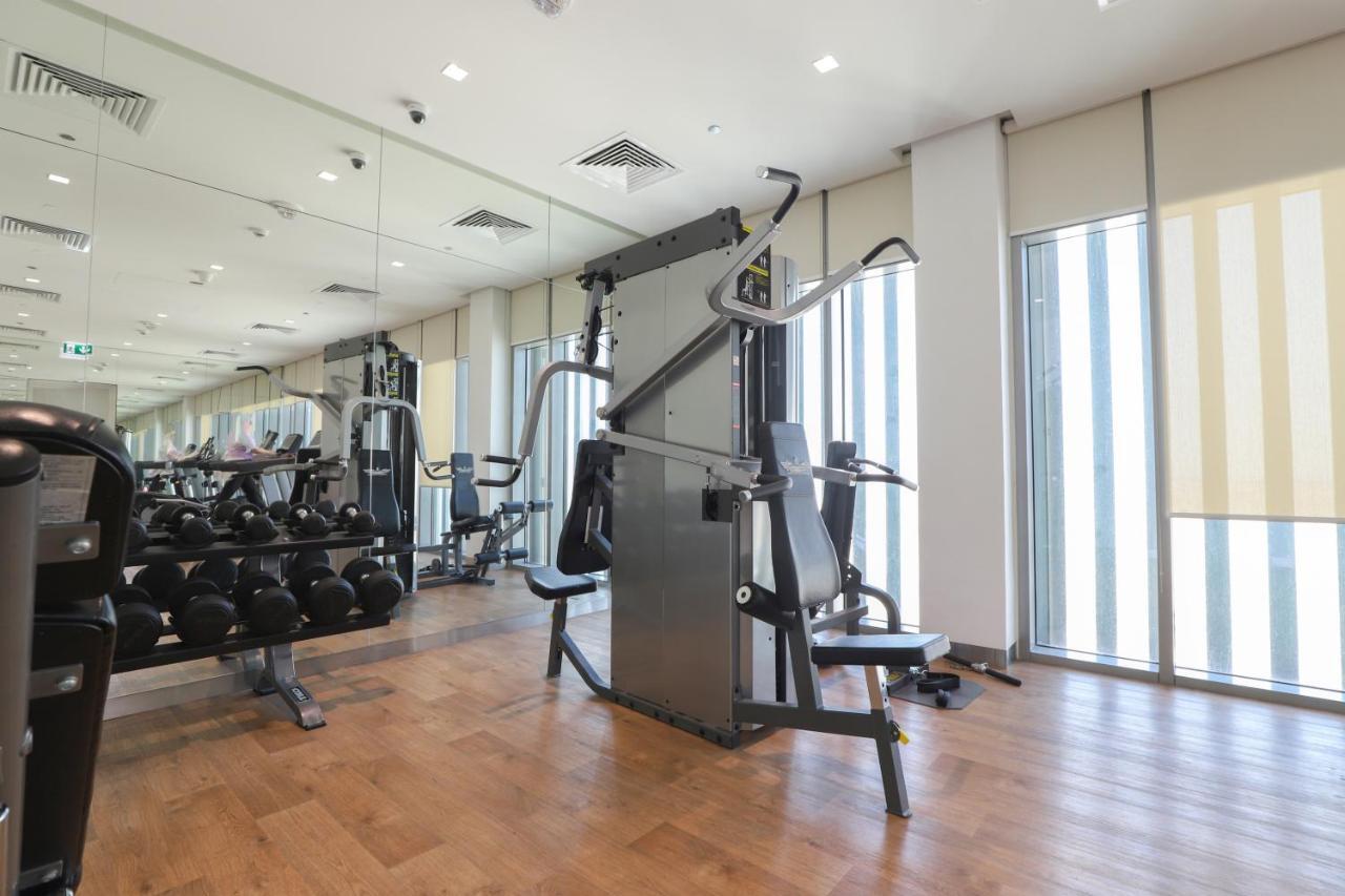 Oyo 378 108 Mont Rose Tower A Dubai